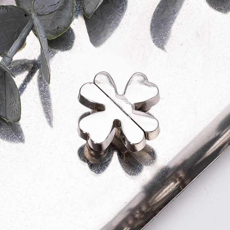 Stylish Magnetic Curtain Clips