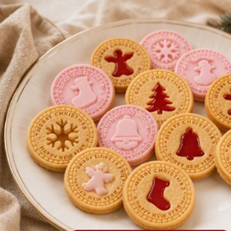 Festive Christmas Cookie Cutter Set