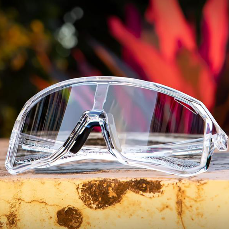 No-Slip Photochromic Riding Glasses Kit