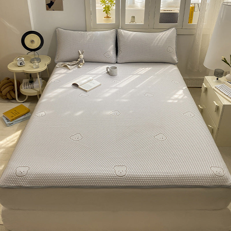 Cool Breathable Cute Bear Jacquard 3-Piece Bedding Set