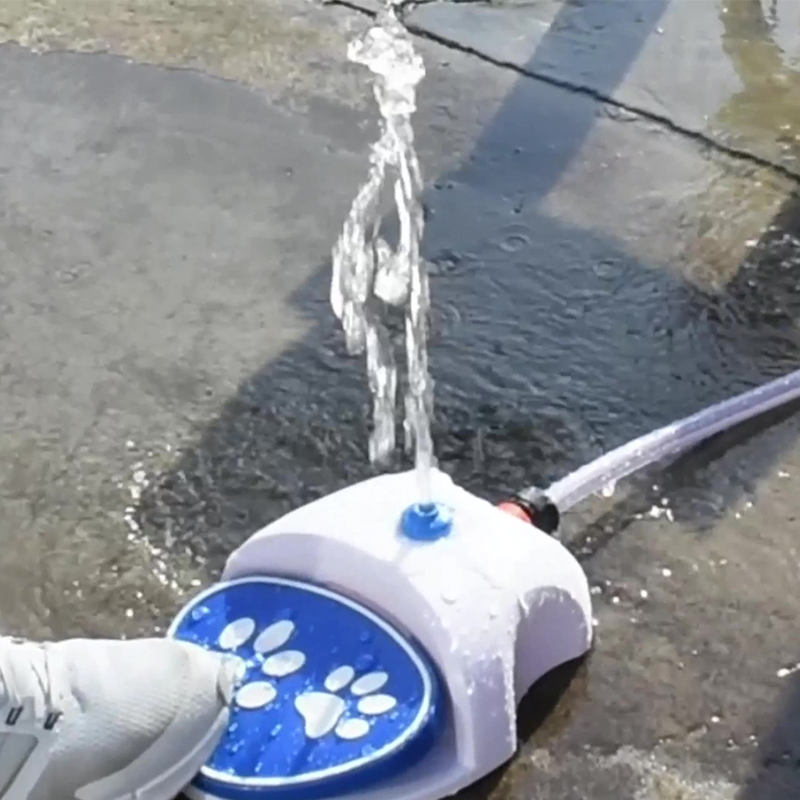 Outdoor Step-On Dog Drinking Water Fountain